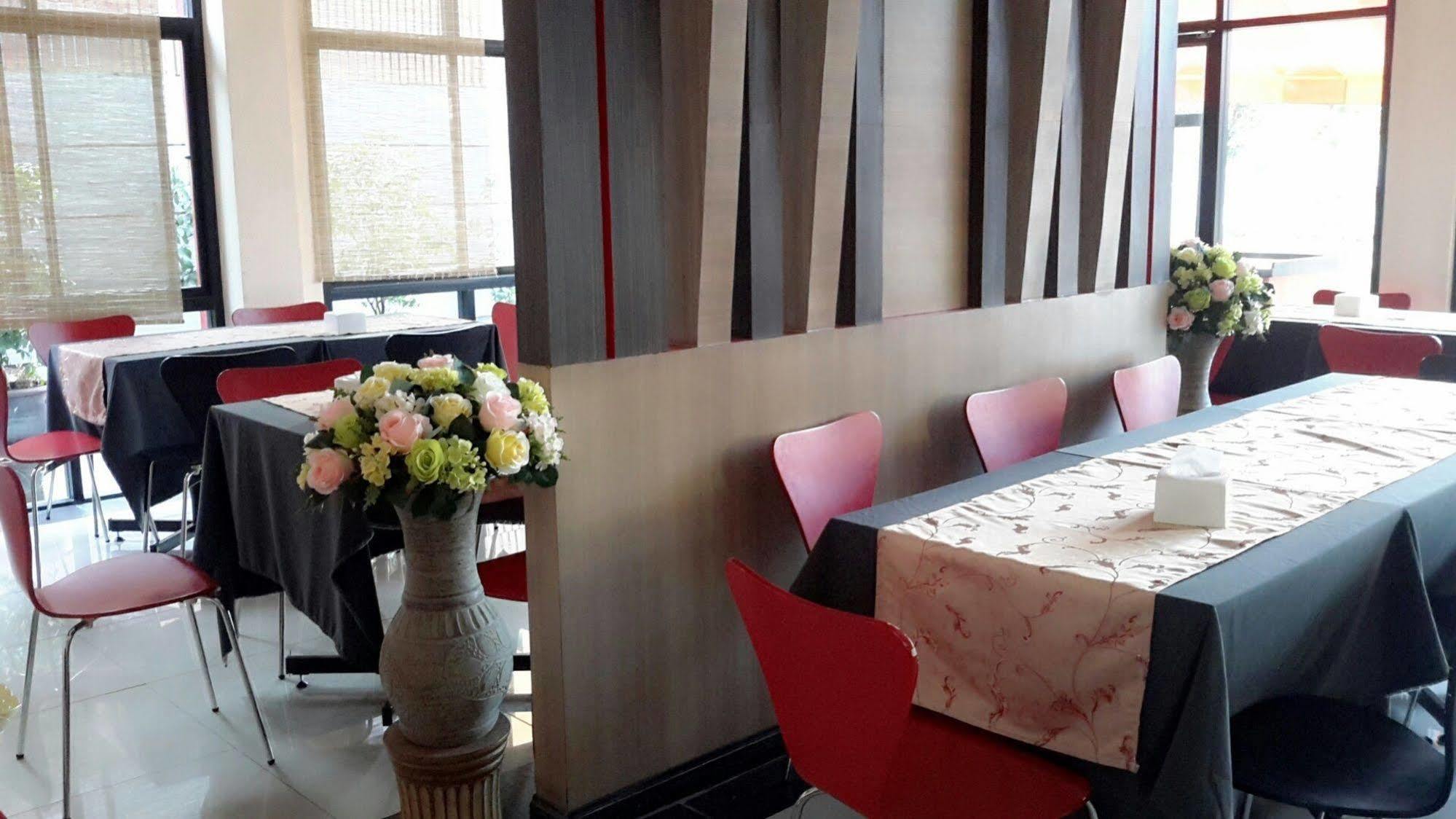 Oyo 1127 Baan Siam Hotel Chiang Rai Zewnętrze zdjęcie